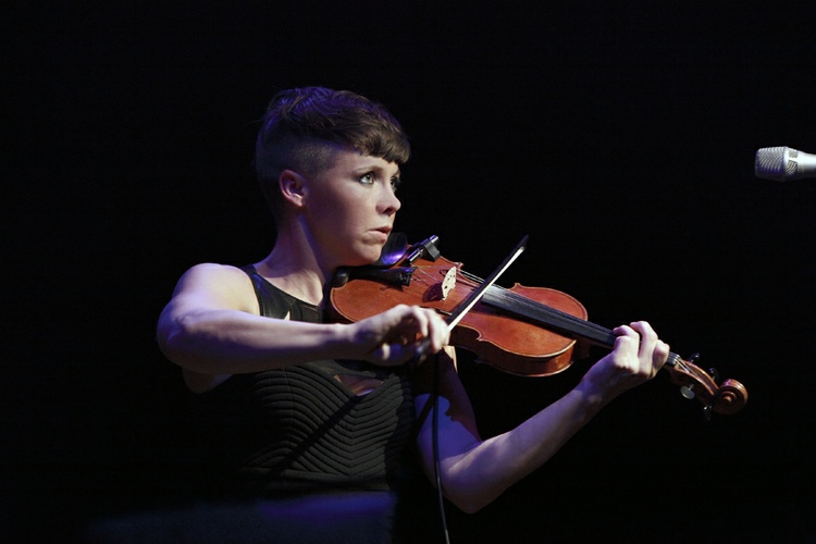 Sarah Neufeld, Violine, Kompostition © Sonja Werner Fotografie